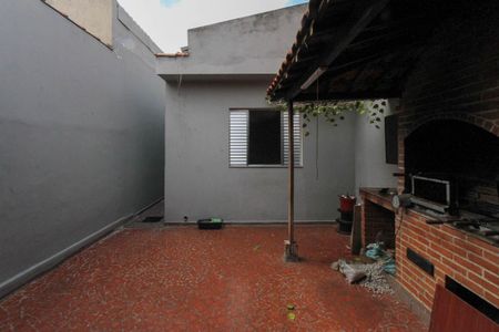 Casa à venda com 123m², 3 quartos e 2 vagas Casa à venda com 123m², 3 quartos e 2 vagasQuintal