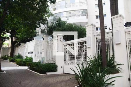 Apartamento à venda com 90m², 2 quartos e 2 vagas Apartamento à venda com 90m², 2 quartos e 2 vagasFachada