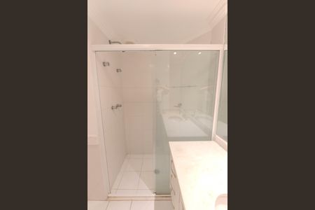 Apartamento à venda com 90m², 2 quartos e 2 vagas Apartamento à venda com 90m², 2 quartos e 2 vagasBanheiro