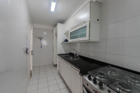Apartamento à venda com 90m², 2 quartos e 2 vagas Apartamento à venda com 90m², 2 quartos e 2 vagasCozinha