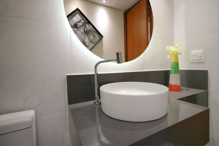 Apartamento à venda com 140m², 3 quartos e 2 vagasBanheiro