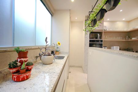 Apartamento à venda com 140m², 3 quartos e 2 vagasÁrea de Serviço