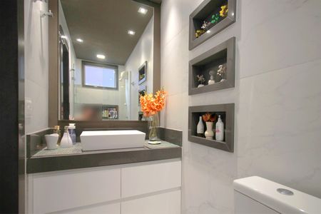 Apartamento à venda com 140m², 3 quartos e 2 vagasBanheiro da Suíte