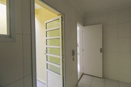 Casa de condomínio à venda com 68m², 2 quartos e 1 vaga Casa de condomínio à venda com 68m², 2 quartos e 1 vagaCozinha