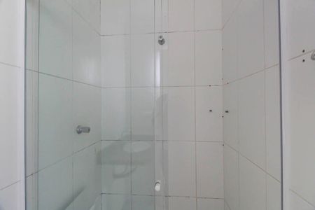 Casa de condomínio à venda com 68m², 2 quartos e 1 vaga Casa de condomínio à venda com 68m², 2 quartos e 1 vagaBanheiro da Suíte 1