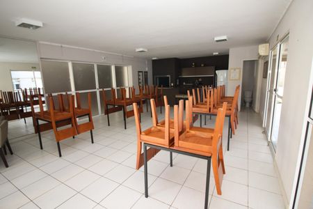 Apartamento à venda com 71m², 3 quartos e 1 vaga Apartamento à venda com 71m², 3 quartos e 1 vagaÁrea comum - Salão de festas