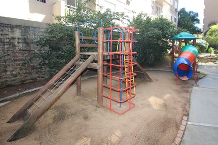 Apartamento à venda com 71m², 3 quartos e 1 vaga Apartamento à venda com 71m², 3 quartos e 1 vagaÁrea comum - Playground