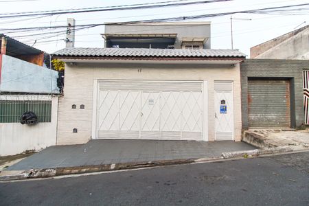Apartamento à venda com 30m², 1 quarto e sem vaga Apartamento à venda com 30m², 1 quarto e sem vagaFachada + Plaquinha