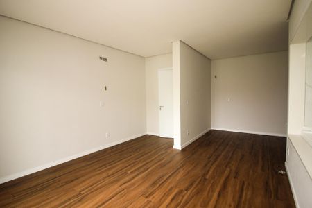 Casa de condomínio à venda com 209m², 3 quartos e 2 vagas Casa de condomínio à venda com 209m², 3 quartos e 2 vagasSuíte 1