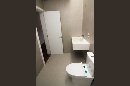 Casa de condomínio à venda com 209m², 3 quartos e 2 vagas Casa de condomínio à venda com 209m², 3 quartos e 2 vagasBanheiro da Suíte 3