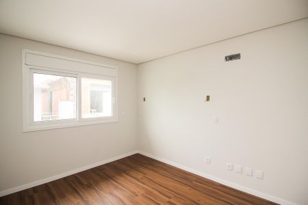 Casa de condomínio à venda com 209m², 3 quartos e 2 vagas Casa de condomínio à venda com 209m², 3 quartos e 2 vagasSuíte 3