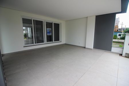 Casa de condomínio à venda com 209m², 3 quartos e 2 vagas Casa de condomínio à venda com 209m², 3 quartos e 2 vagasGaragem