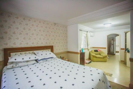 Casa à venda com 500m², 4 quartos e 5 vagas Casa à venda com 500m², 4 quartos e 5 vagasSuíte 3