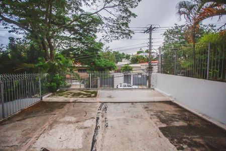 Casa à venda com 500m², 4 quartos e 5 vagas Casa à venda com 500m², 4 quartos e 5 vagasVista  Varanda Suíte 1