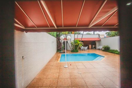 Casa à venda com 500m², 4 quartos e 5 vagas Casa à venda com 500m², 4 quartos e 5 vagasVista Sala