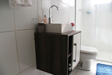 Apartamento à venda com 63m², 2 quartos e 1 vagaBanheiro Social