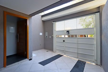 Casa à venda com 100m², 2 quartos e 2 vagasGaragem