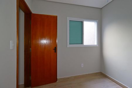 Casa à venda com 100m², 2 quartos e 2 vagasQuarto