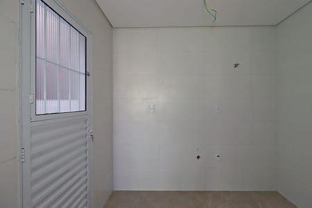 Casa à venda com 100m², 2 quartos e 2 vagasCozinha