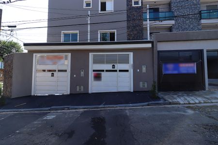 Casa à venda com 100m², 2 quartos e 2 vagasFachada