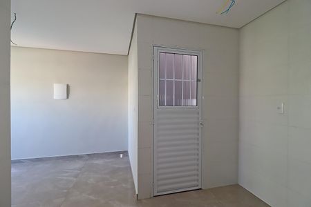 Casa à venda com 100m², 2 quartos e 2 vagasCozinha