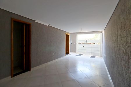 Casa à venda com 100m², 2 quartos e 2 vagasGaragem