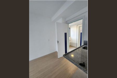 Studio à venda com 27m², 1 quarto e sem vaga Studio à venda com 27m², 1 quarto e sem vagaFoto 01