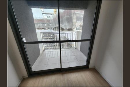 Studio à venda com 27m², 1 quarto e sem vaga Studio à venda com 27m², 1 quarto e sem vagaFoto 01
