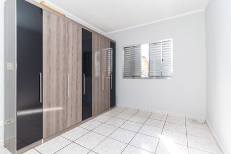 Casa à venda com 260m², 3 quartos e 2 vagas Casa à venda com 260m², 3 quartos e 2 vagasSuíte 2