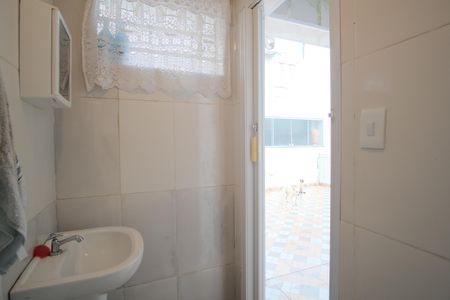 Casa à venda com 255m², 4 quartos e 2 vagasBanheiro de serviço