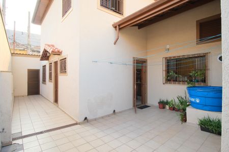Casa à venda com 160m², 3 quartos e 1 vagaQuintal
