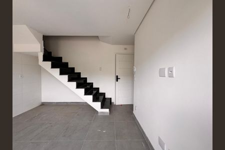Apartamento à venda com 87m², 2 quartos e 1 vaga Apartamento à venda com 87m², 2 quartos e 1 vagaSala