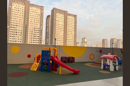 Apartamento à venda com 49m², 1 quarto e 1 vaga Apartamento à venda com 49m², 1 quarto e 1 vagaÁrea comum - Playground