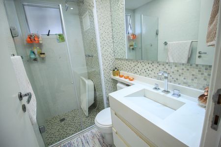Apartamento à venda com 115m², 3 quartos e 2 vagas Apartamento à venda com 115m², 3 quartos e 2 vagasBanheiro
