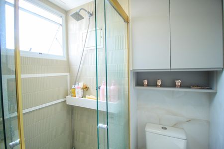 Apartamento à venda com 115m², 3 quartos e 2 vagas Apartamento à venda com 115m², 3 quartos e 2 vagasBanheiro da Suíte