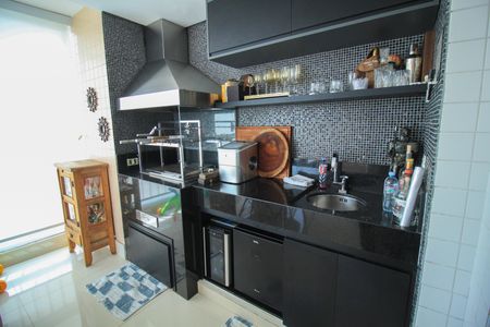 Apartamento à venda com 115m², 3 quartos e 2 vagas Apartamento à venda com 115m², 3 quartos e 2 vagasVaranda da Sala