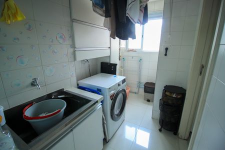 Apartamento à venda com 115m², 3 quartos e 2 vagas Apartamento à venda com 115m², 3 quartos e 2 vagasÁrea de Serviço