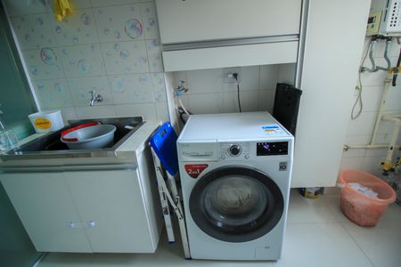 Apartamento à venda com 115m², 3 quartos e 2 vagas Apartamento à venda com 115m², 3 quartos e 2 vagasÁrea de Serviço