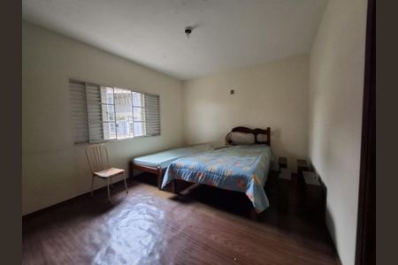 Casa à venda com 232m², 3 quartos e 2 vagas Casa à venda com 232m², 3 quartos e 2 vagasFoto 22