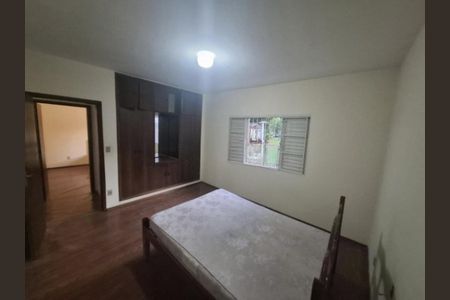 Casa à venda com 232m², 3 quartos e 2 vagas Casa à venda com 232m², 3 quartos e 2 vagasFoto 15
