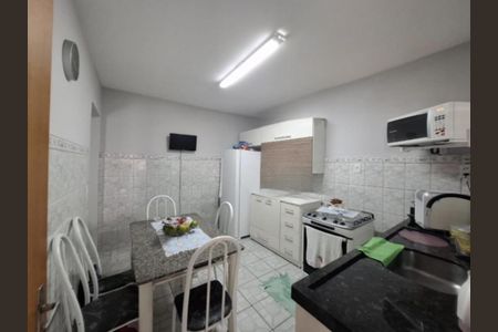 Casa à venda com 232m², 3 quartos e 2 vagas Casa à venda com 232m², 3 quartos e 2 vagasFoto 07