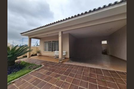 Casa à venda com 232m², 3 quartos e 2 vagas Casa à venda com 232m², 3 quartos e 2 vagasFoto 34