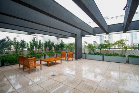 Studio à venda com 32m², 1 quarto e 1 vaga Studio à venda com 32m², 1 quarto e 1 vagaÁrea Comum - Terraço Gourmet