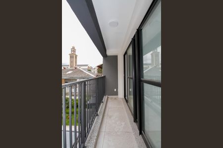 Studio à venda com 32m², 1 quarto e 1 vaga Studio à venda com 32m², 1 quarto e 1 vagaVaranda da Sala e Quarto