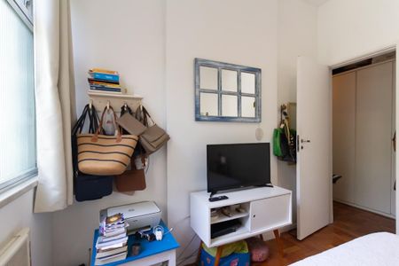 Apartamento à venda com 70m², 2 quartos e sem vagaSuíte