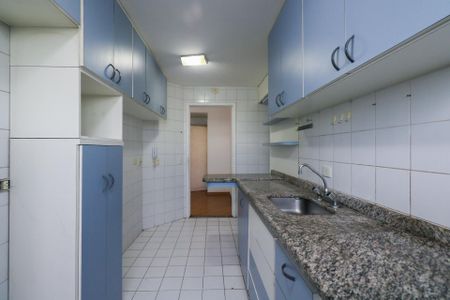 Apartamento à venda com 84m², 3 quartos e 2 vagas Apartamento à venda com 84m², 3 quartos e 2 vagasCozinha