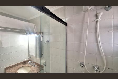 Apartamento à venda com 75m², 3 quartos e 1 vaga Apartamento à venda com 75m², 3 quartos e 1 vagaBanheiro da Suíte