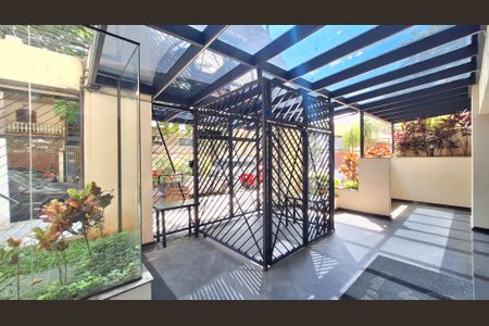 Apartamento à venda com 75m², 3 quartos e 1 vaga Apartamento à venda com 75m², 3 quartos e 1 vagaEntrada