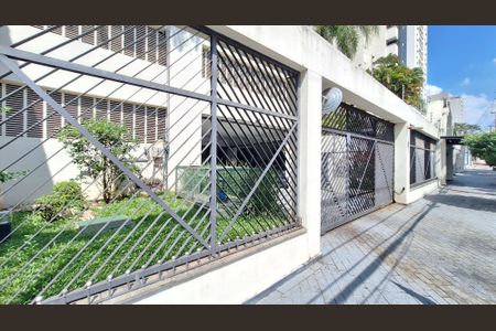 Apartamento à venda com 75m², 3 quartos e 1 vaga Apartamento à venda com 75m², 3 quartos e 1 vagaFachada