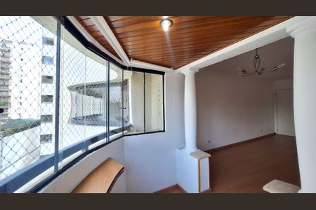 Apartamento à venda com 75m², 3 quartos e 1 vaga Apartamento à venda com 75m², 3 quartos e 1 vagaVaranda da Sala